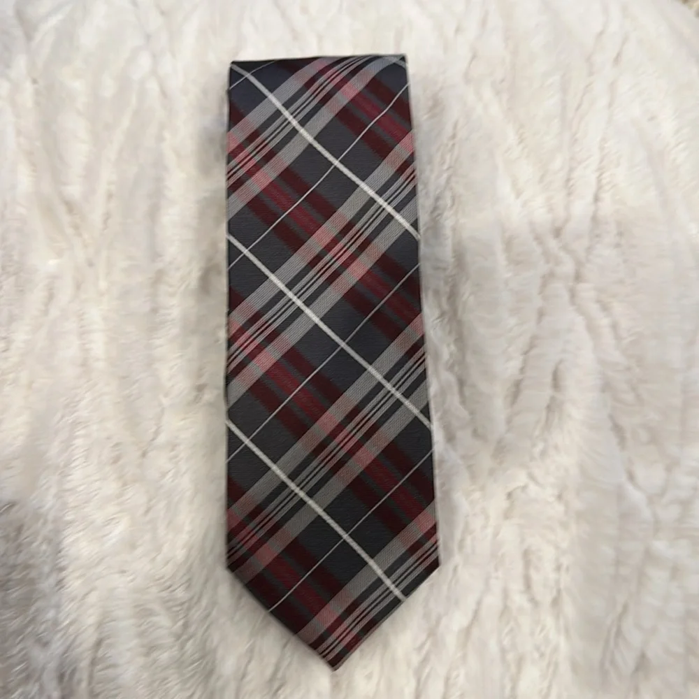 $3.00 - 15 TIES Stafford , Croft & Barrow ,apt9 , J,Ferrar ,Jones NY ect.